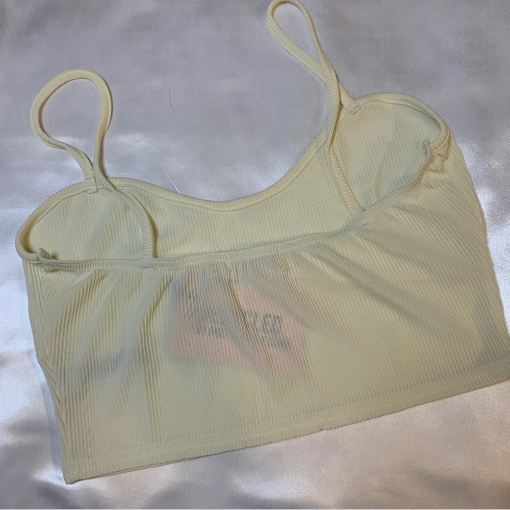 NWT✨ PrettyLittleThing Crop Top - Picture 5 of 5